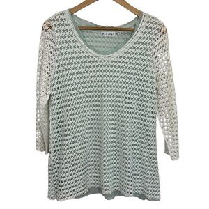 Habitat Perforated Half Sleeve Top Womens M White Blue Unique Shirt Casual EUC